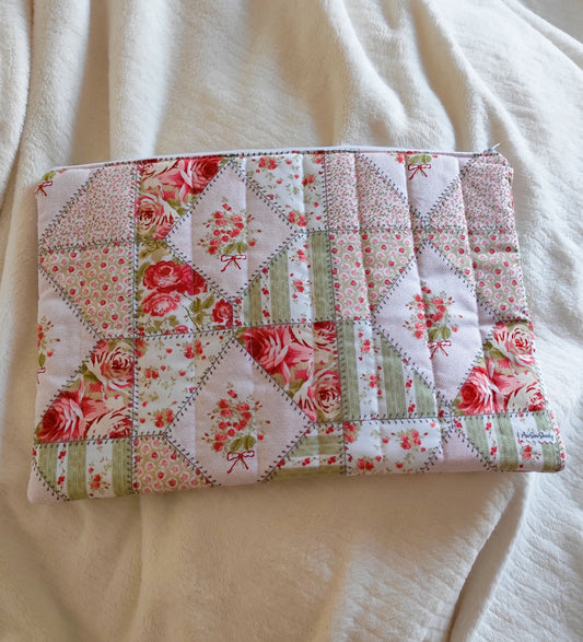 15" Quilted Laptop Sleeve