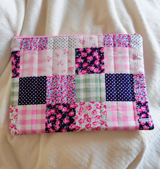 15" Quilted Laptop Sleeve