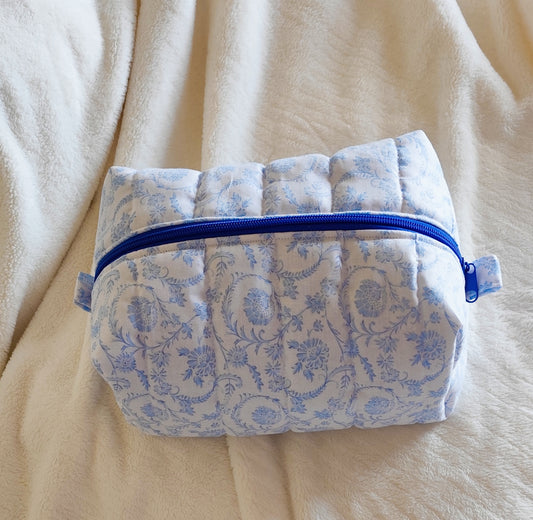 Handmade Quilted Makeup / Everyday Essentials Bag