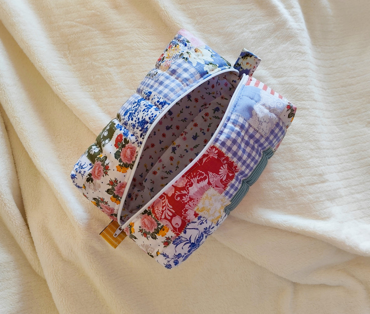 Handmade Quilted Makeup / Everyday Essentials Bag