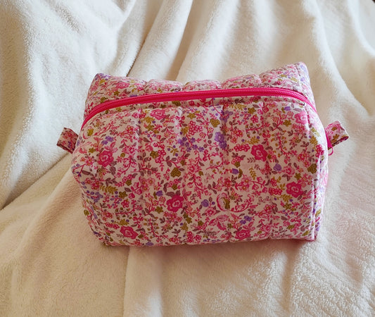 Handmade Quilted Makeup / Everyday Essentials Bag
